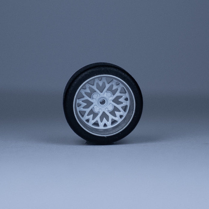 Koła "Sakura Snow" do modeli w skali 1:64 (np. Hot Wheels) cloudy.micra