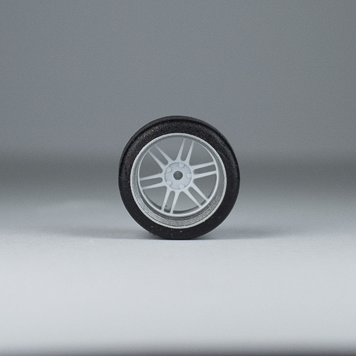 Koła "RPF1 White" do modeli w skali 1:64 (np. Hot Wheels) cloudy.micra