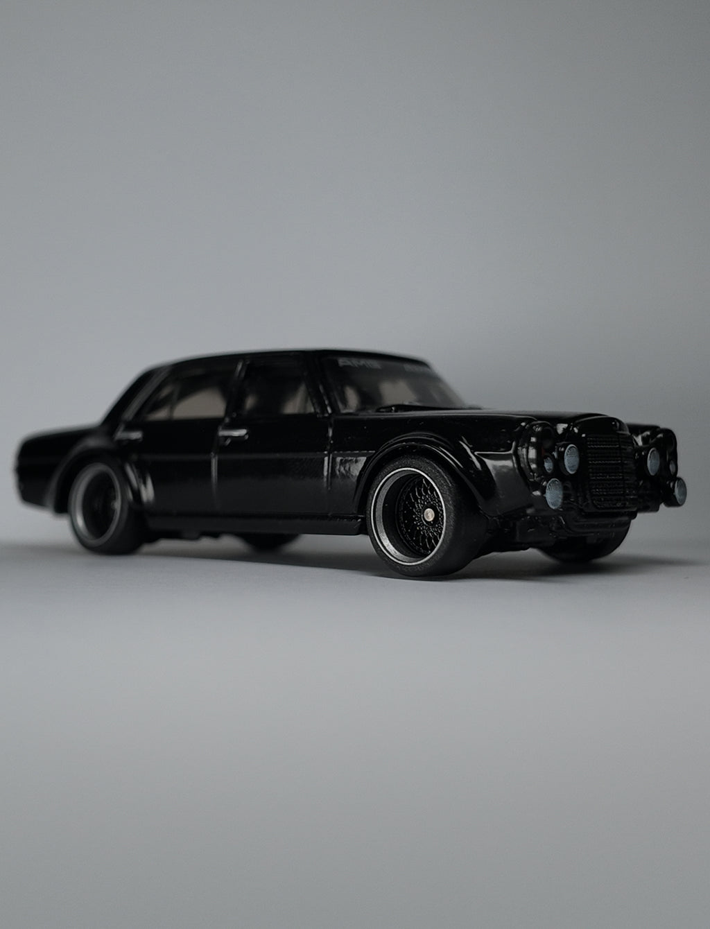 Hot Wheels Premium Mercedes-Benz 300 SEL 6.8 AMG Custom Wheel Swap