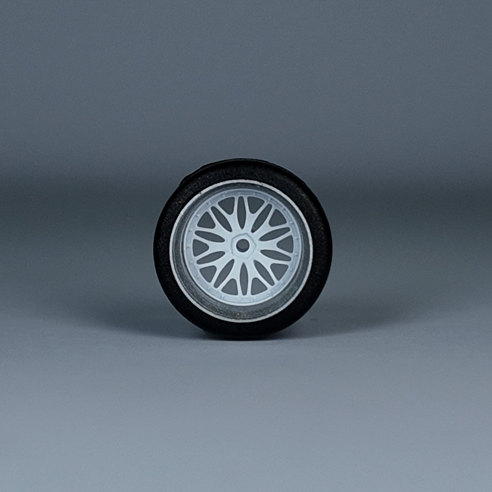 Koła "BBS LM White" do modeli w skali 1:64 (np. Hot Wheels) cloudy.micra