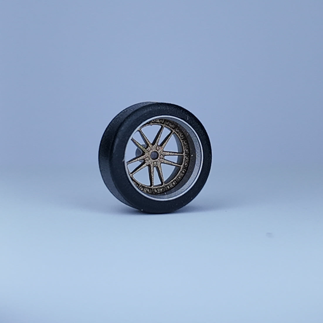 Koła "V-Star Gold" do modeli w skali 1:64 (np. Hot Wheels) cloudy.micra