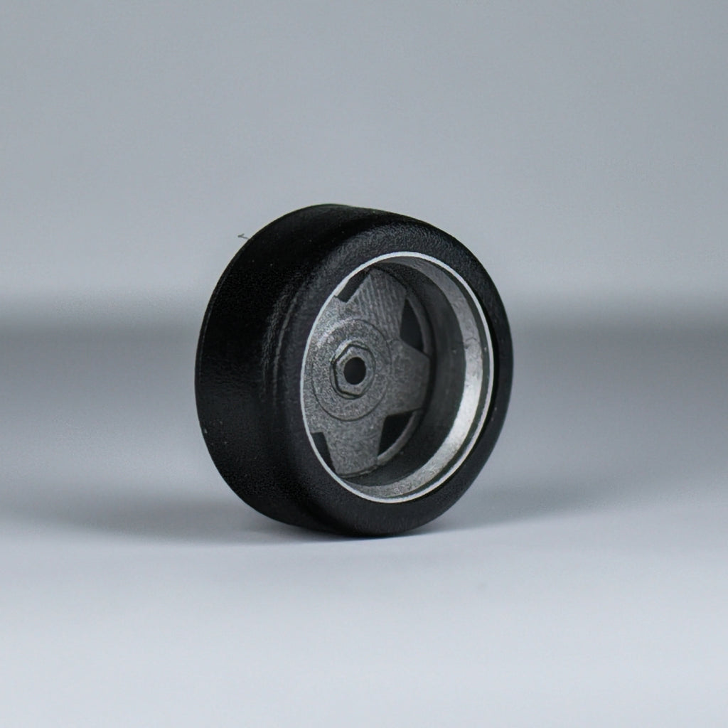Koła "BRBT Silver" do modeli w skali 1:64 (np. Hot Wheels) cloudy.micra