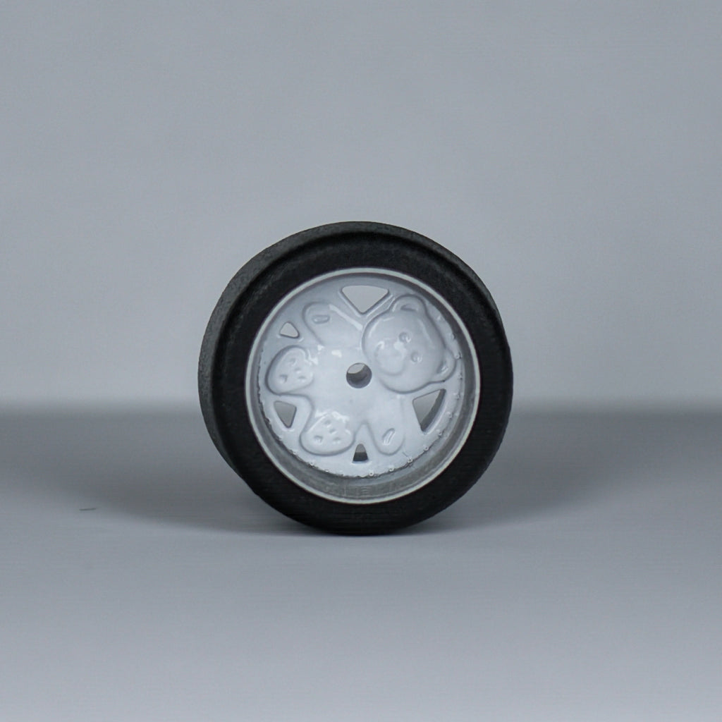 Koła "Białe Misie" do modeli w skali 1:64 (np. Hot Wheels) cloudy.micra