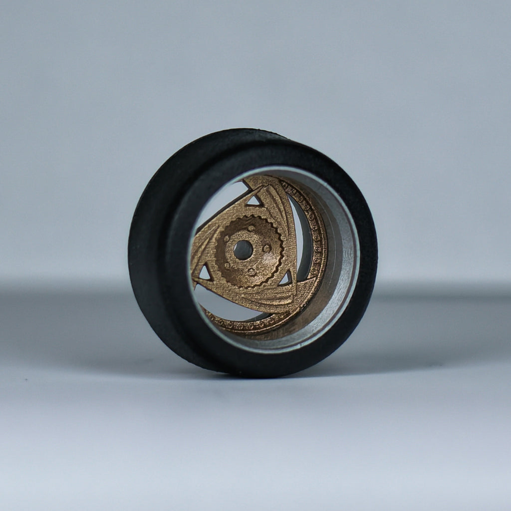 Koła "Gold Dorito" do modeli w skali 1:64 (np. Hot Wheels) cloudy.micra