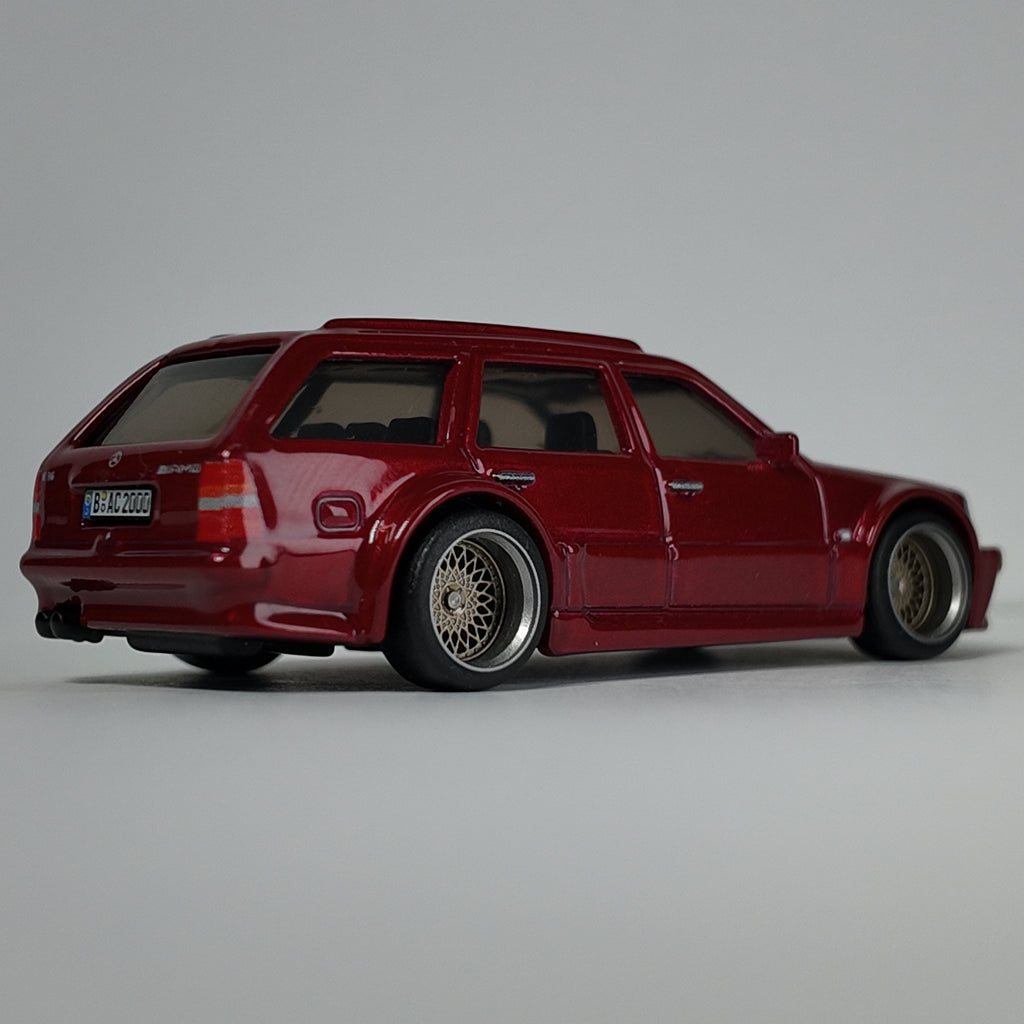 Hot Wheels Premium Mercedes-Benz E 36 AMG Custom Wheel Swap
