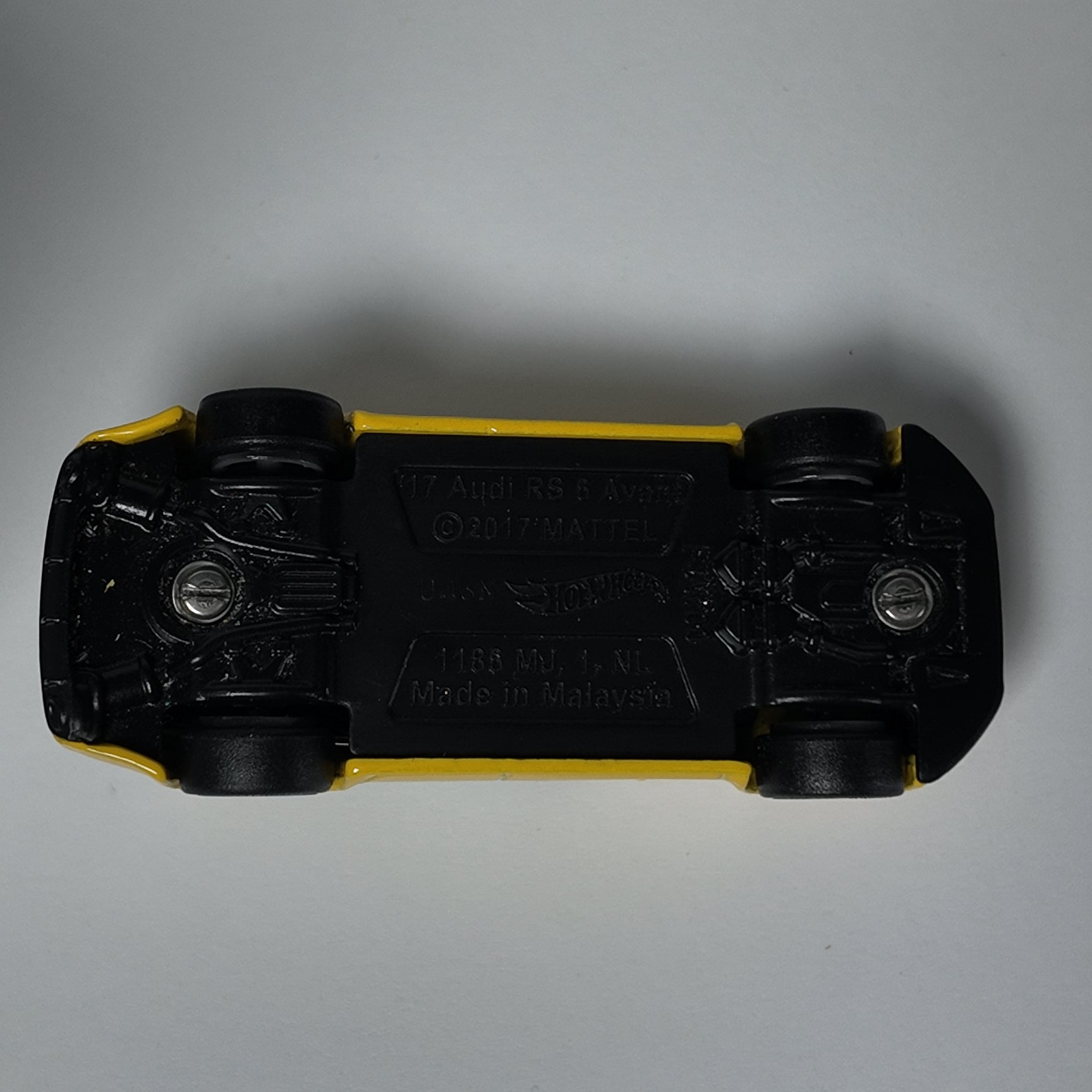 Hot Wheels Audi RS6 Custom Wheel Swap (Kopia)