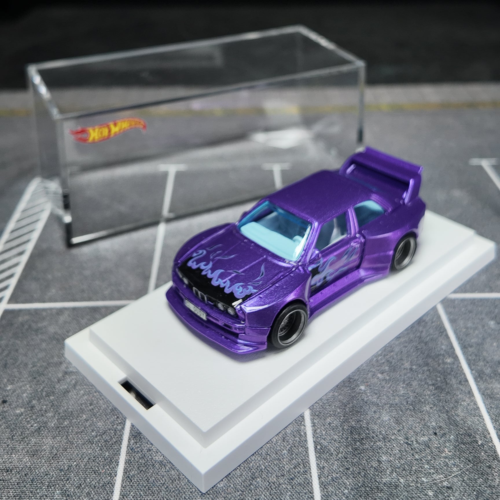 BMW M3 E30 coupé "LTO" Ultra Violet Flame Custom cloudy.micra