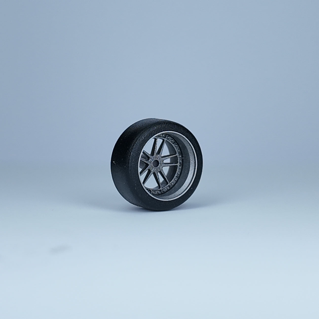 Koła "V-Star Silver" do modeli w skali 1:64 (np. Hot Wheels) cloudy.micra