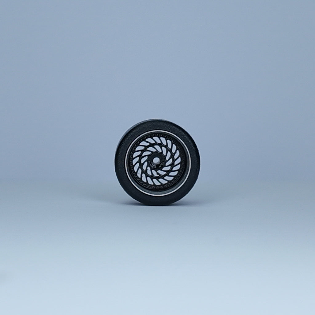 Koła "Snail Black" do modeli w skali 1:64 (np. Hot Wheels) cloudy.micra