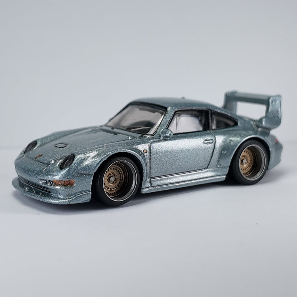Hot Wheels Premium Porsche 993 GT2 Custom Wheel Swap