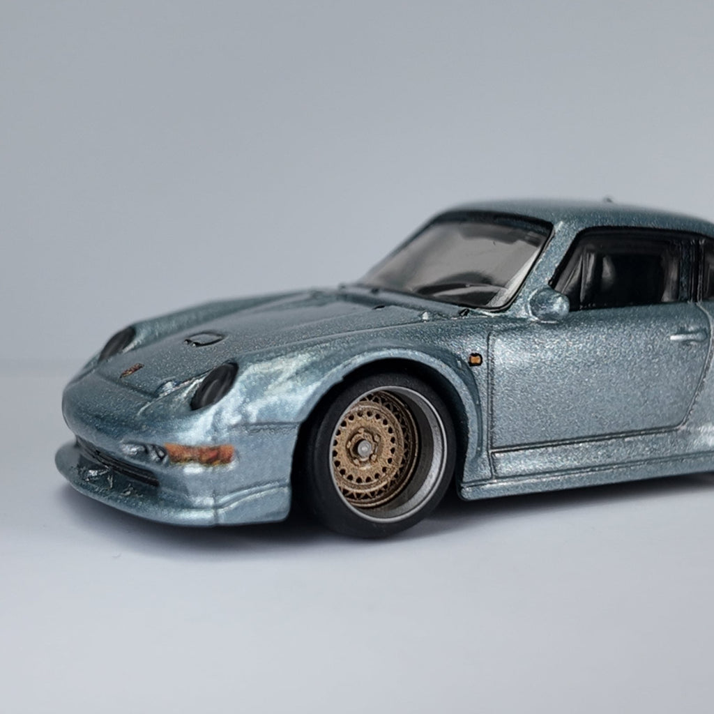 Hot Wheels Premium Porsche 993 GT2 Custom Wheel Swap