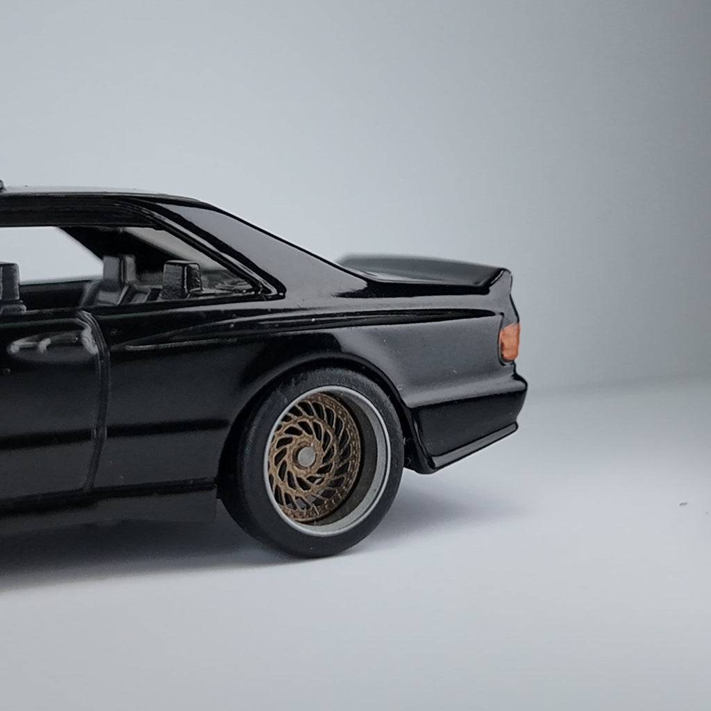 Hot Wheels Mercedes-Benz 560 SEC AMG Custom Wheel Swap